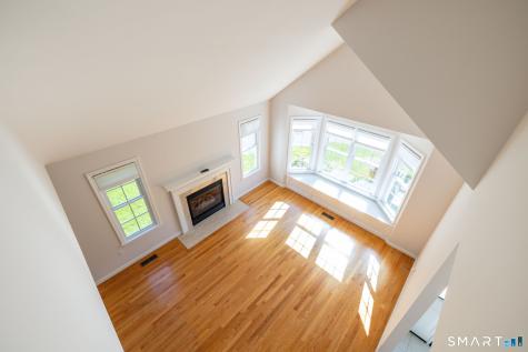 10 Lantern Lane Vernon CT 06066