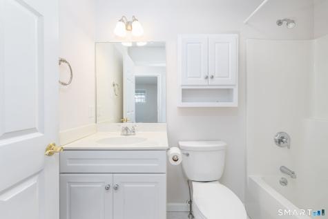 10 Lantern Lane Vernon CT 06066
