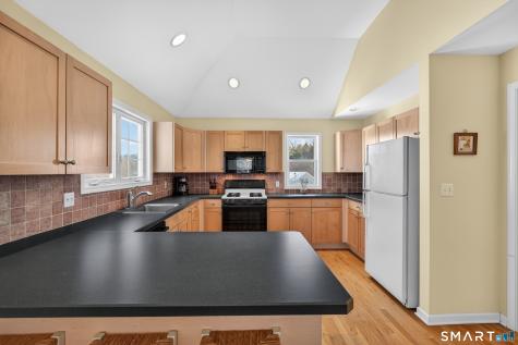 10 Trout Brook Circle Newtown CT 06470