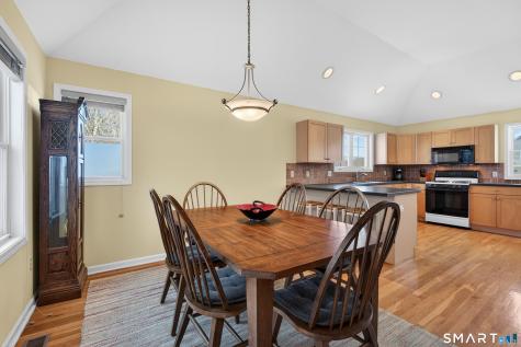 10 Trout Brook Circle Newtown CT 06470