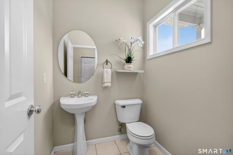 10 Trout Brook Circle Newtown CT 06470