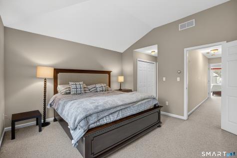 10 Trout Brook Circle Newtown CT 06470