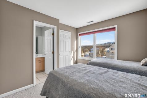 10 Trout Brook Circle Newtown CT 06470