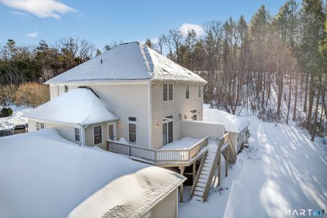 10 Trout Brook Circle Newtown CT 06470