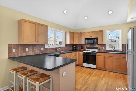 10 Trout Brook Circle Newtown CT 06470