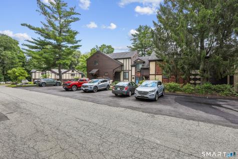 2 Tara Drive Brookfield CT 06804