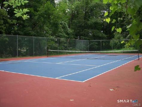 2 Tara Drive Brookfield CT 06804