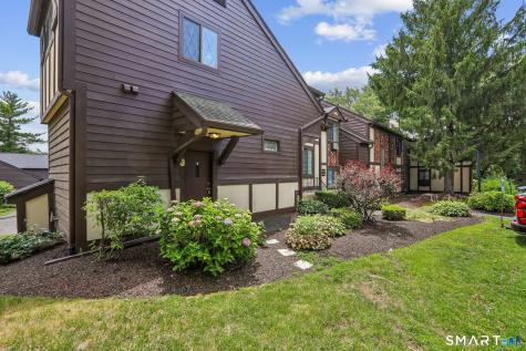 2 Tara Drive Brookfield CT 06804