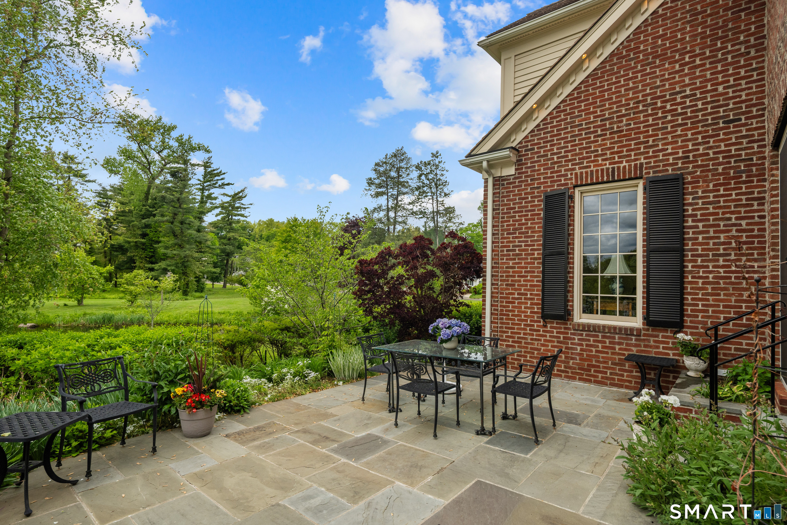 36 Richmond Hill Road New Canaan CT 06840