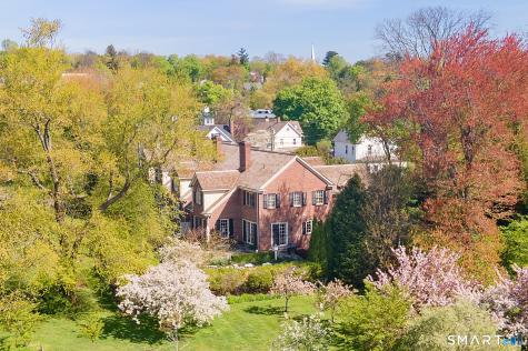 36 Richmond Hill Road New Canaan CT 06840