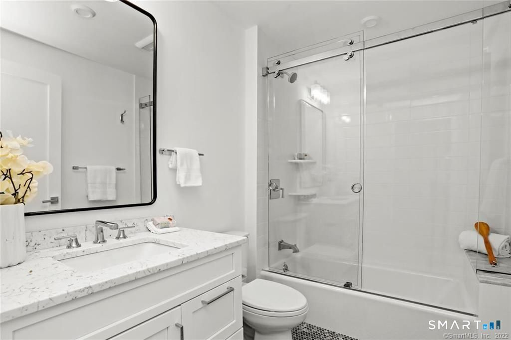 304 Gramercy Park New Canaan CT 06840