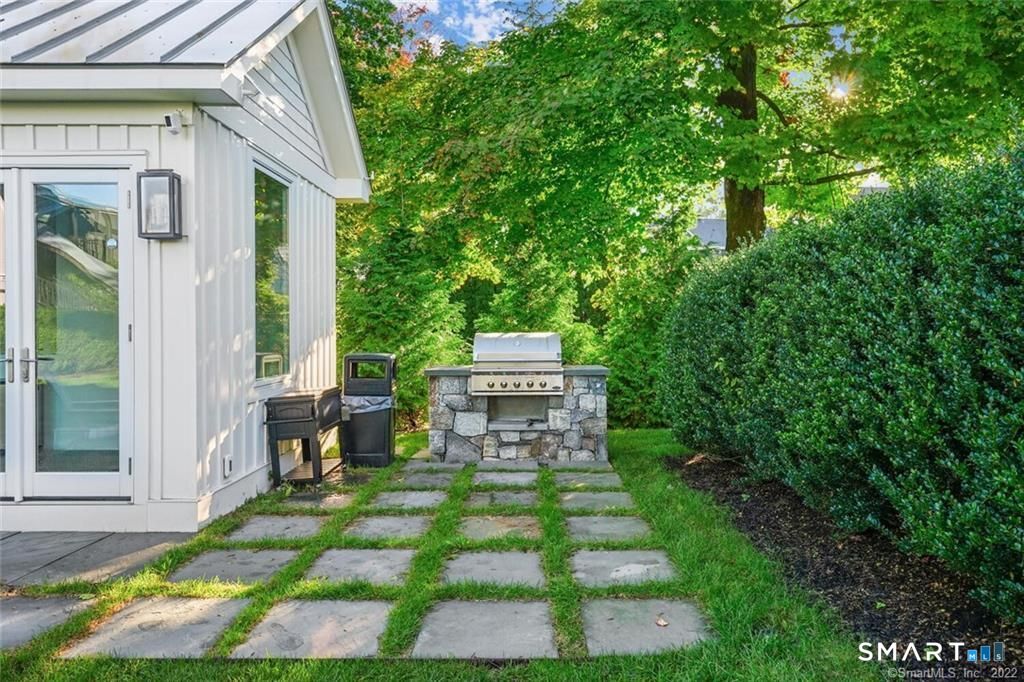 304 Gramercy Park New Canaan CT 06840