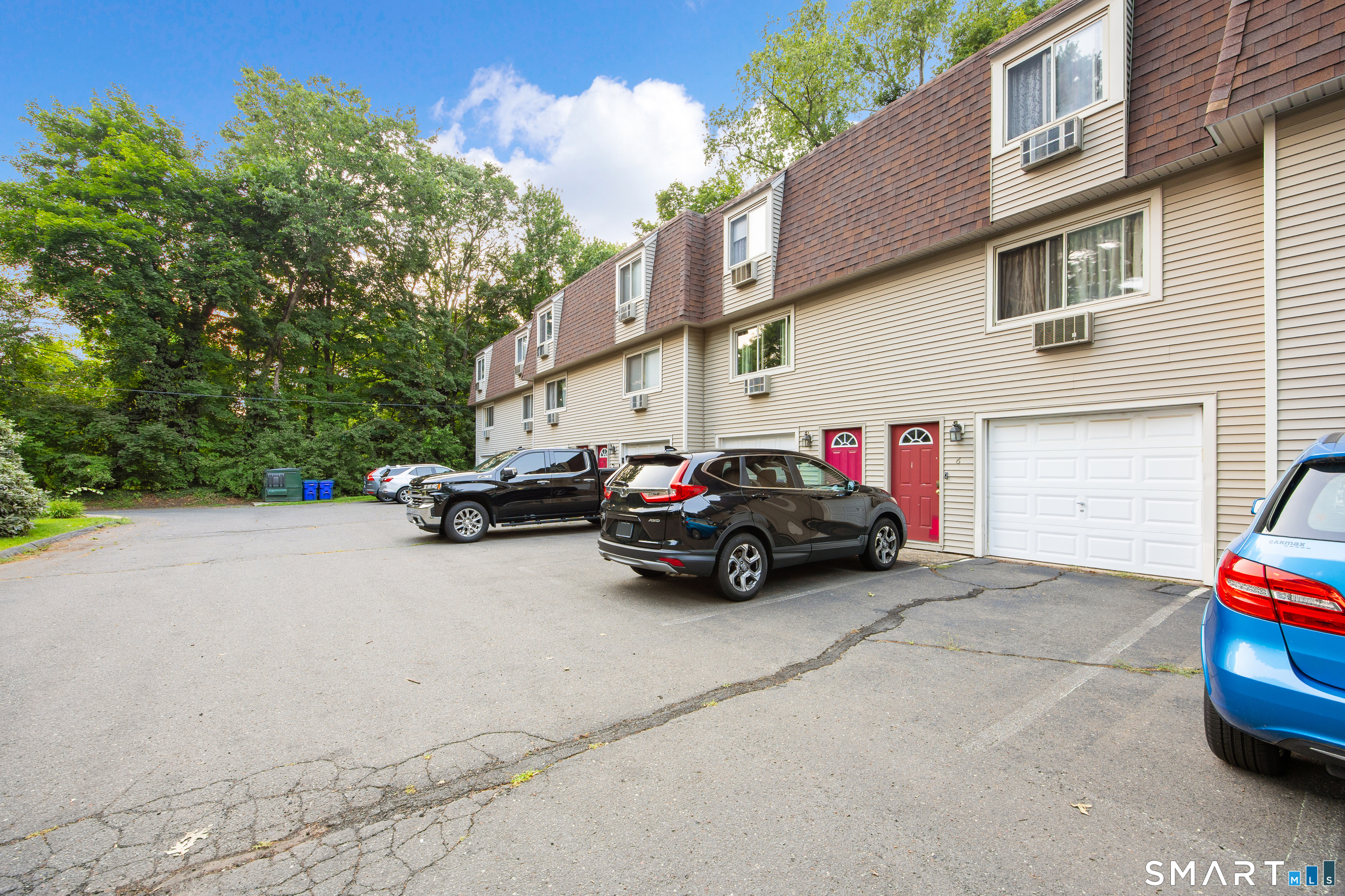 1581 Meriden Waterbury Tp Turnpike Southington CT 06489