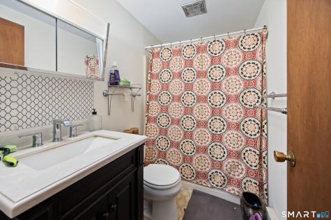1581 Meriden Waterbury Turnpike Southington CT 06489