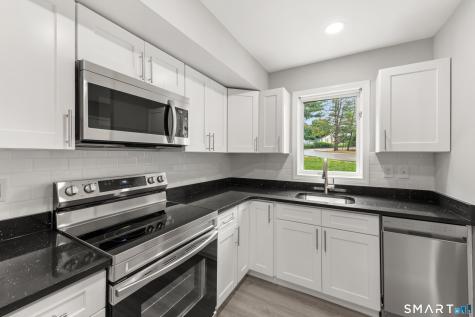 3 Liberty Pines Ansonia CT 06401