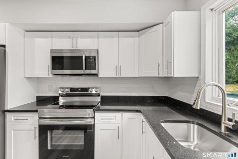 3 Liberty Pines Ansonia CT 06401