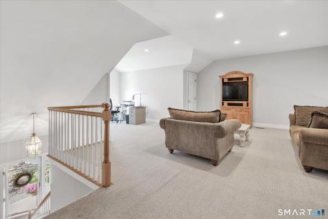 107 Meadow Brook Road Oxford CT 06478