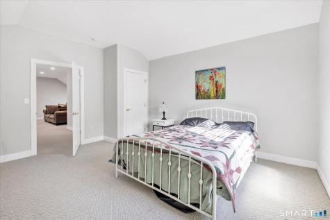 107 Meadow Brook Road Oxford CT 06478