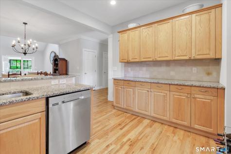 107 Meadow Brook Road Oxford CT 06478
