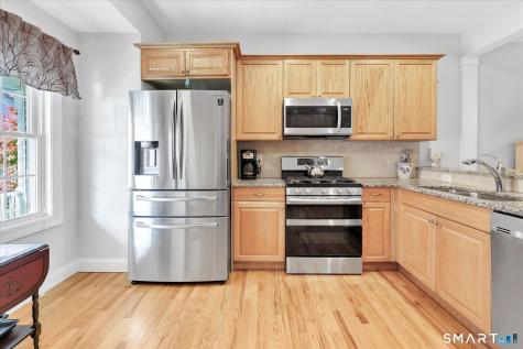107 Meadow Brook Road Oxford CT 06478