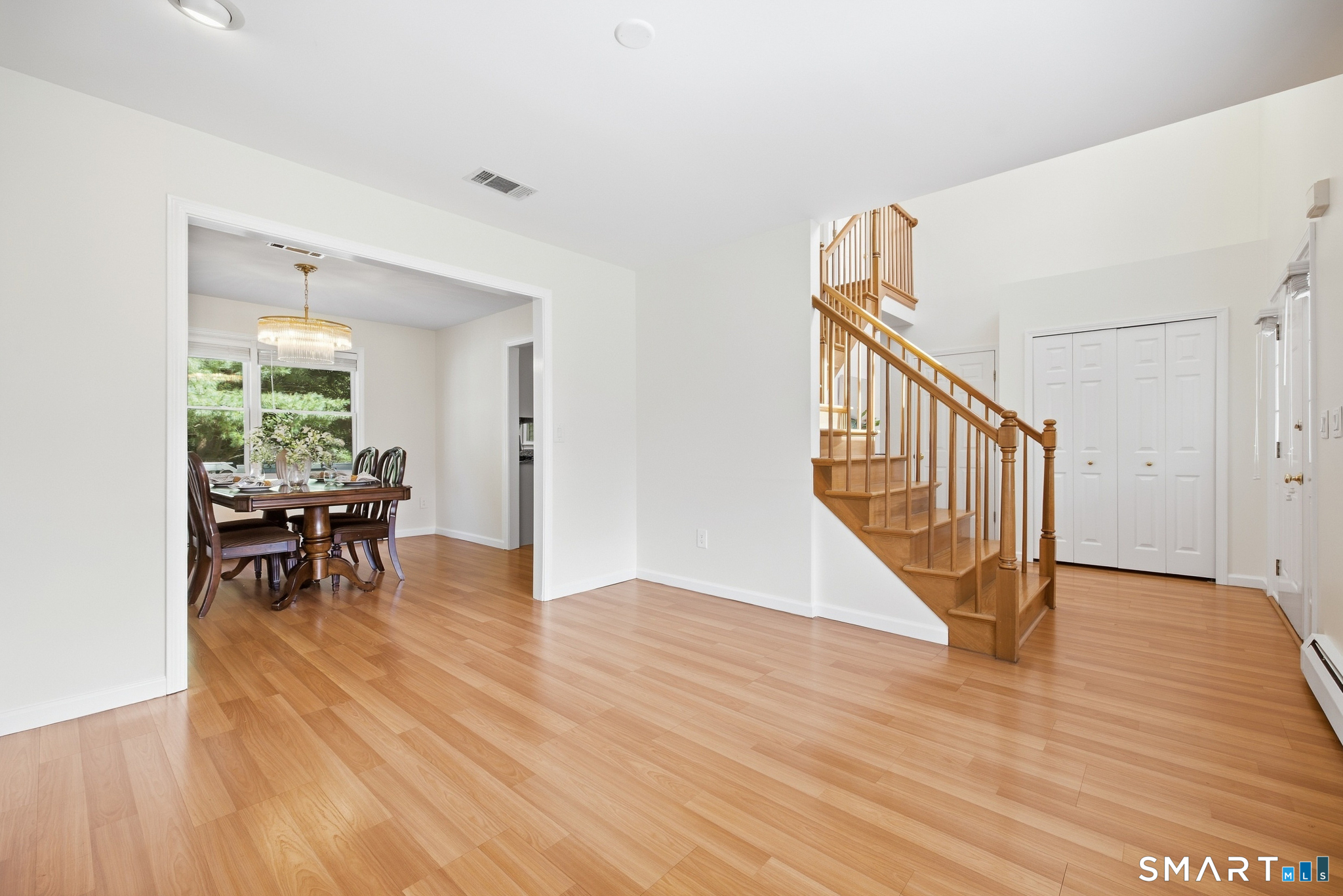 15 Porter Green South Windsor CT 06074