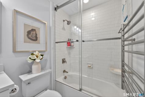 5 Brentwood Circle Danbury CT 06810