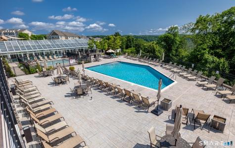 5 Brentwood Circle Danbury CT 06810