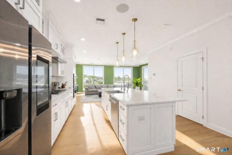 5 Brentwood Circle Danbury CT 06810