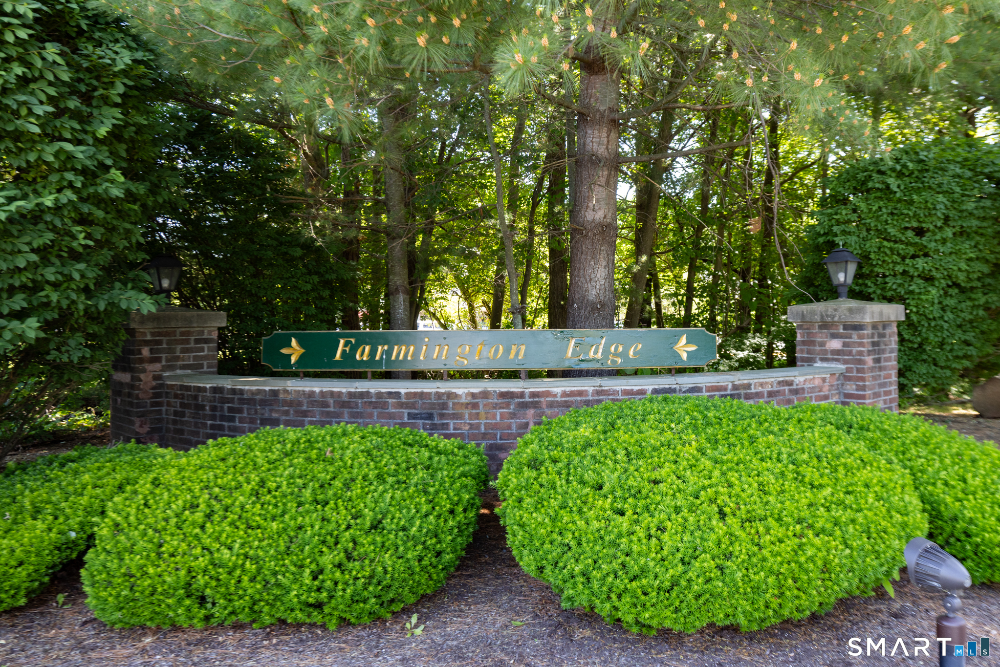 111 Songbird Lane Farmington CT 06032