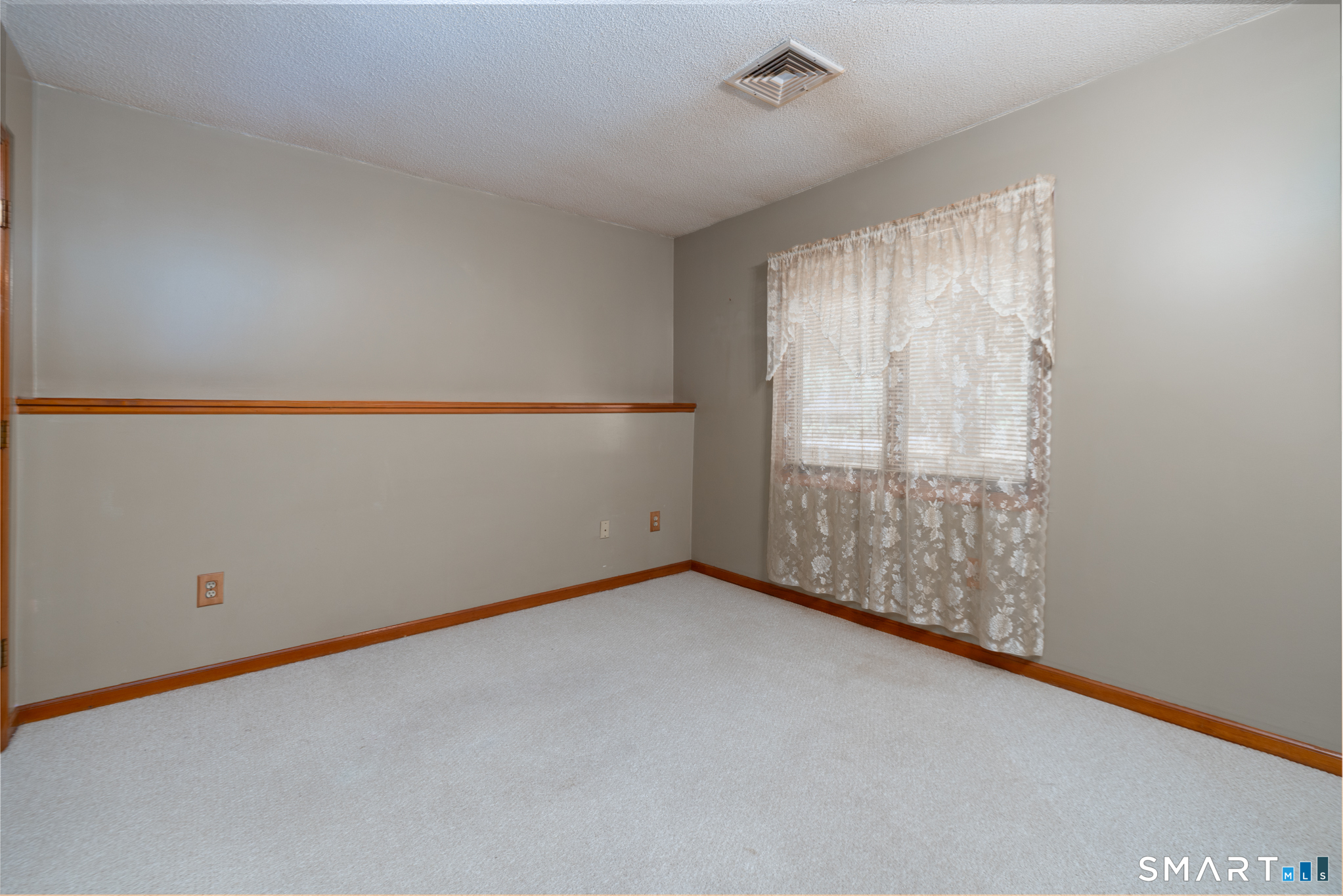 111 Songbird Lane Farmington CT 06032