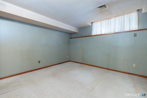 111 Songbird Lane Farmington CT 06032