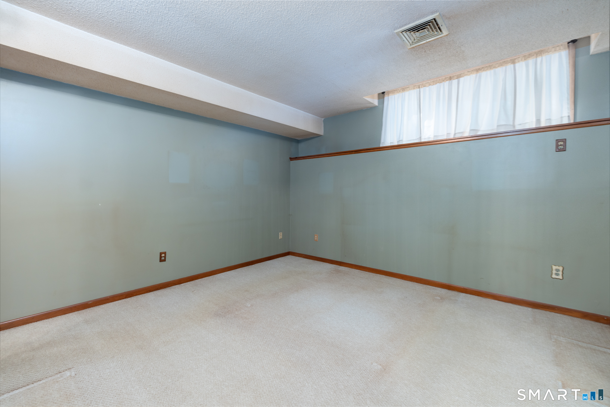 111 Songbird Lane Farmington CT 06032