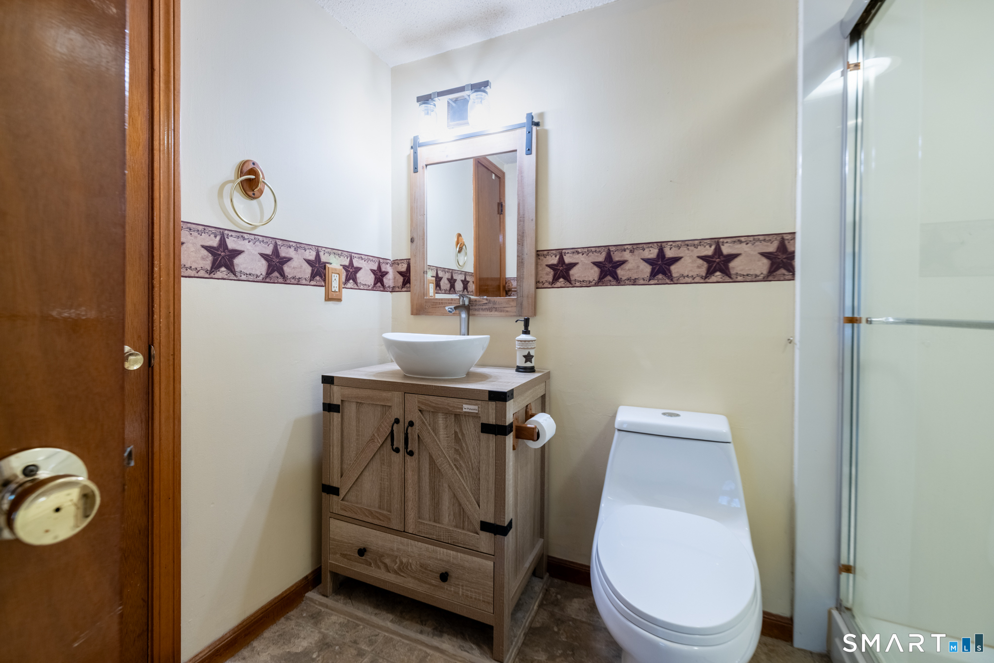 111 Songbird Lane Farmington CT 06032