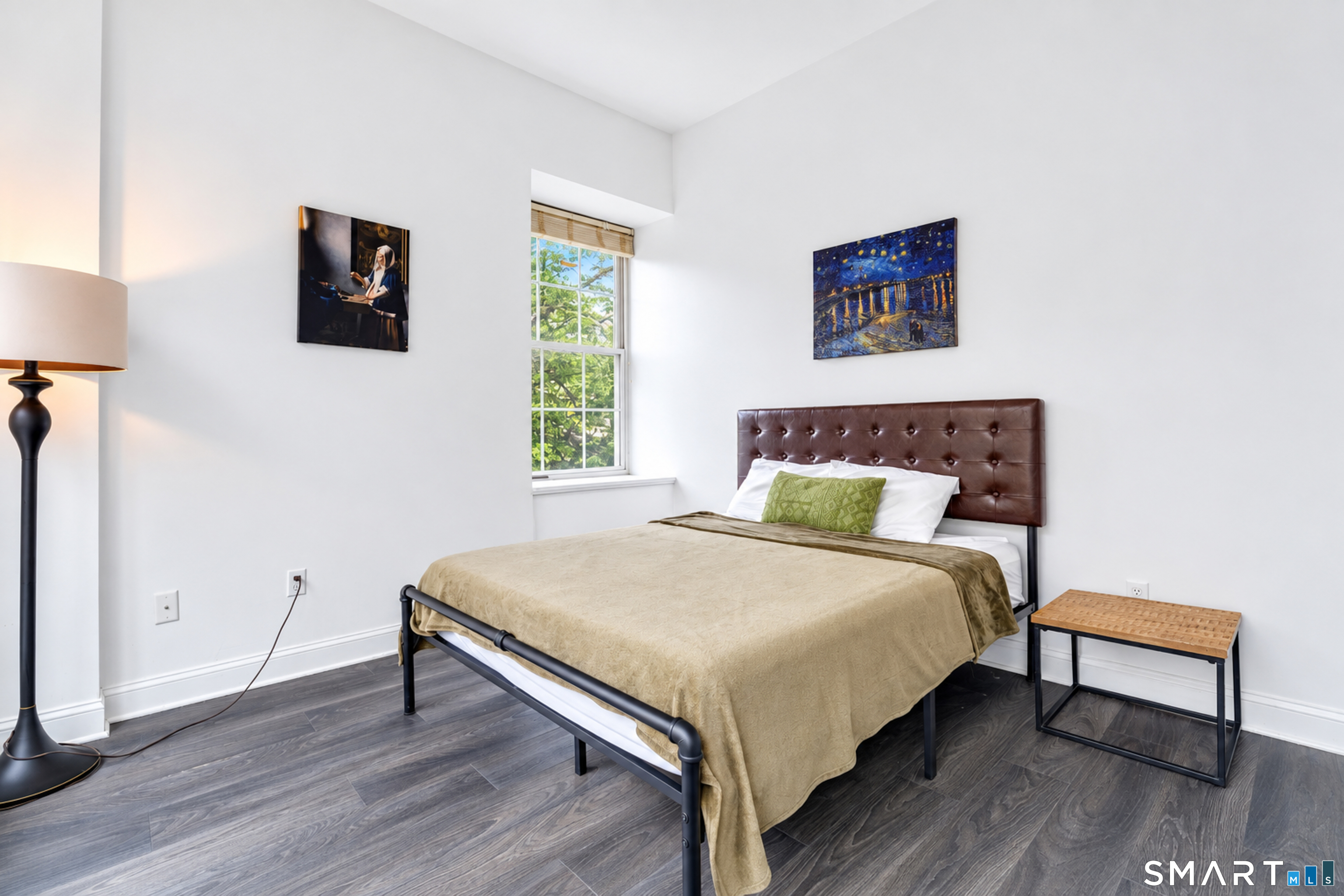 196 Crown Street New Haven CT 06510