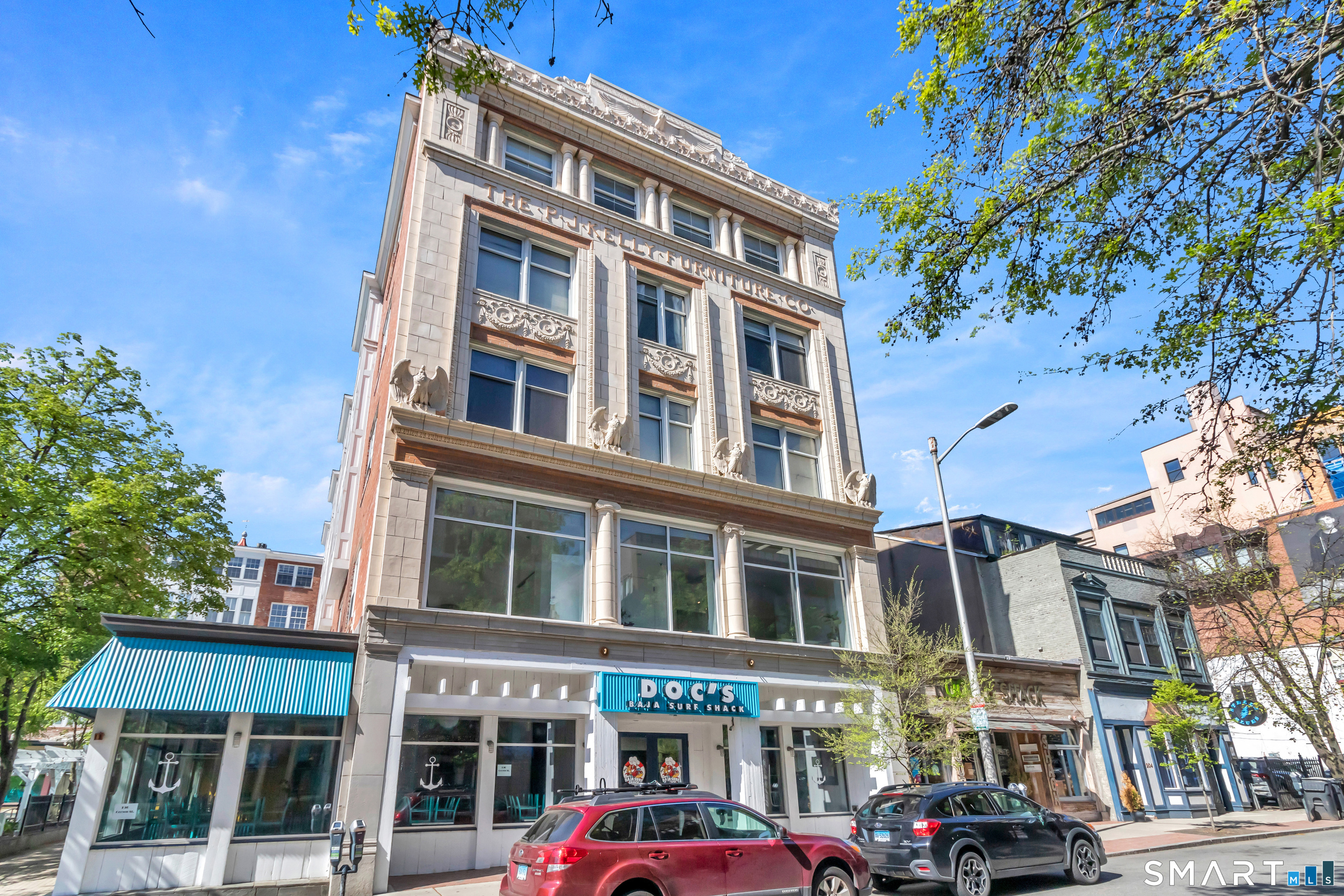 196 Crown Street New Haven CT 06510