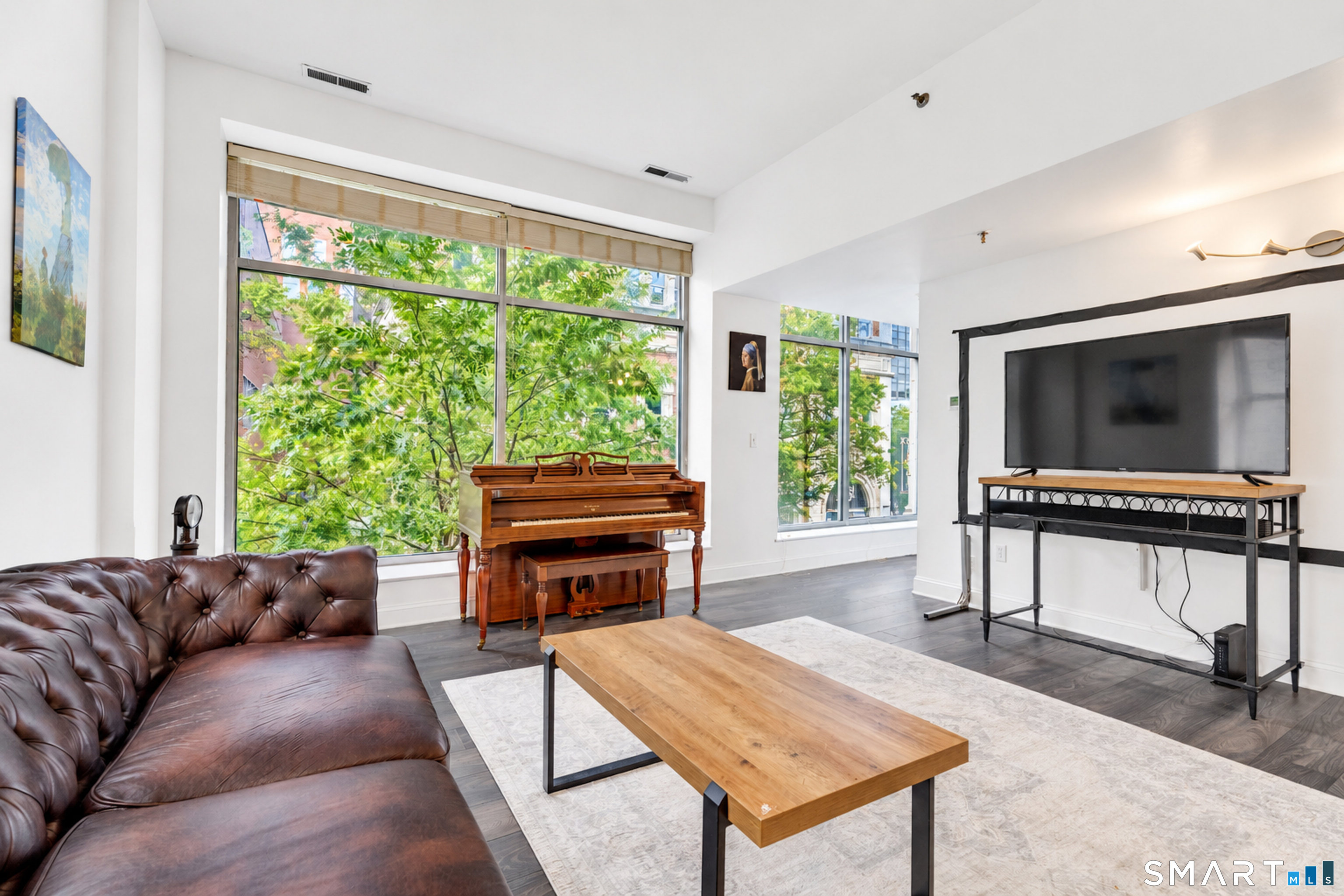 196 Crown Street New Haven CT 06510