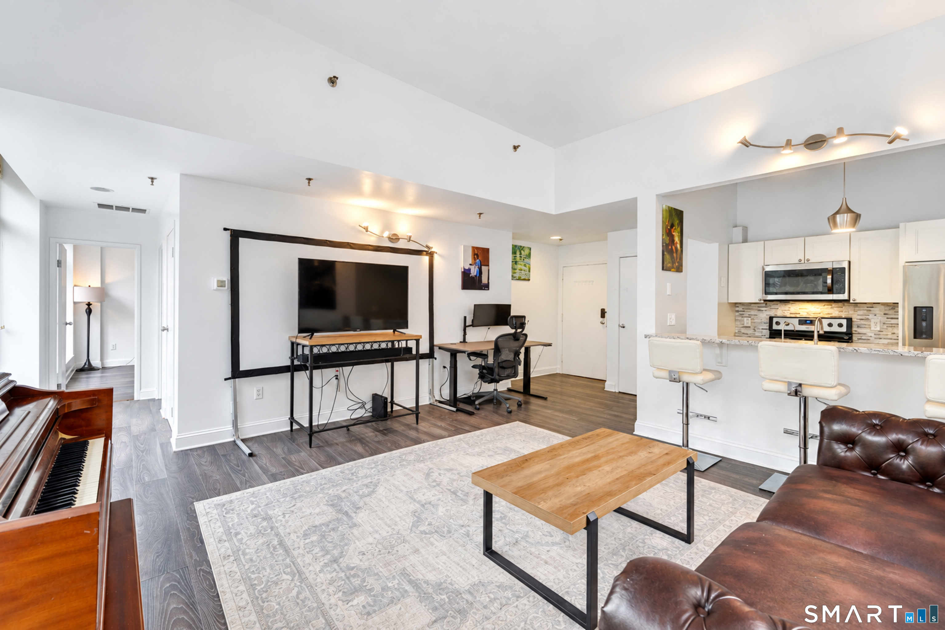 196 Crown Street New Haven CT 06510
