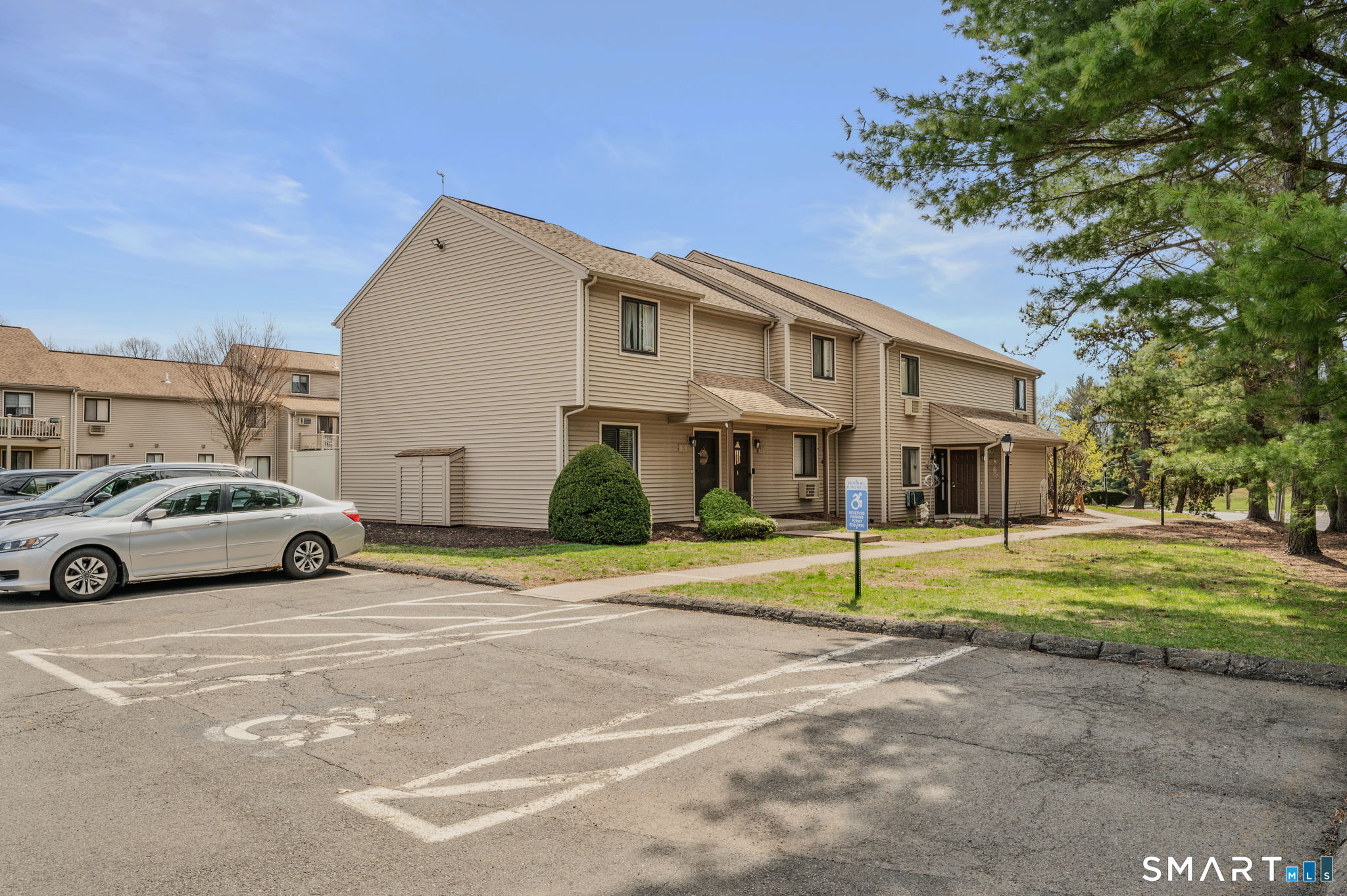 371 Emmett Street Bristol CT 06010