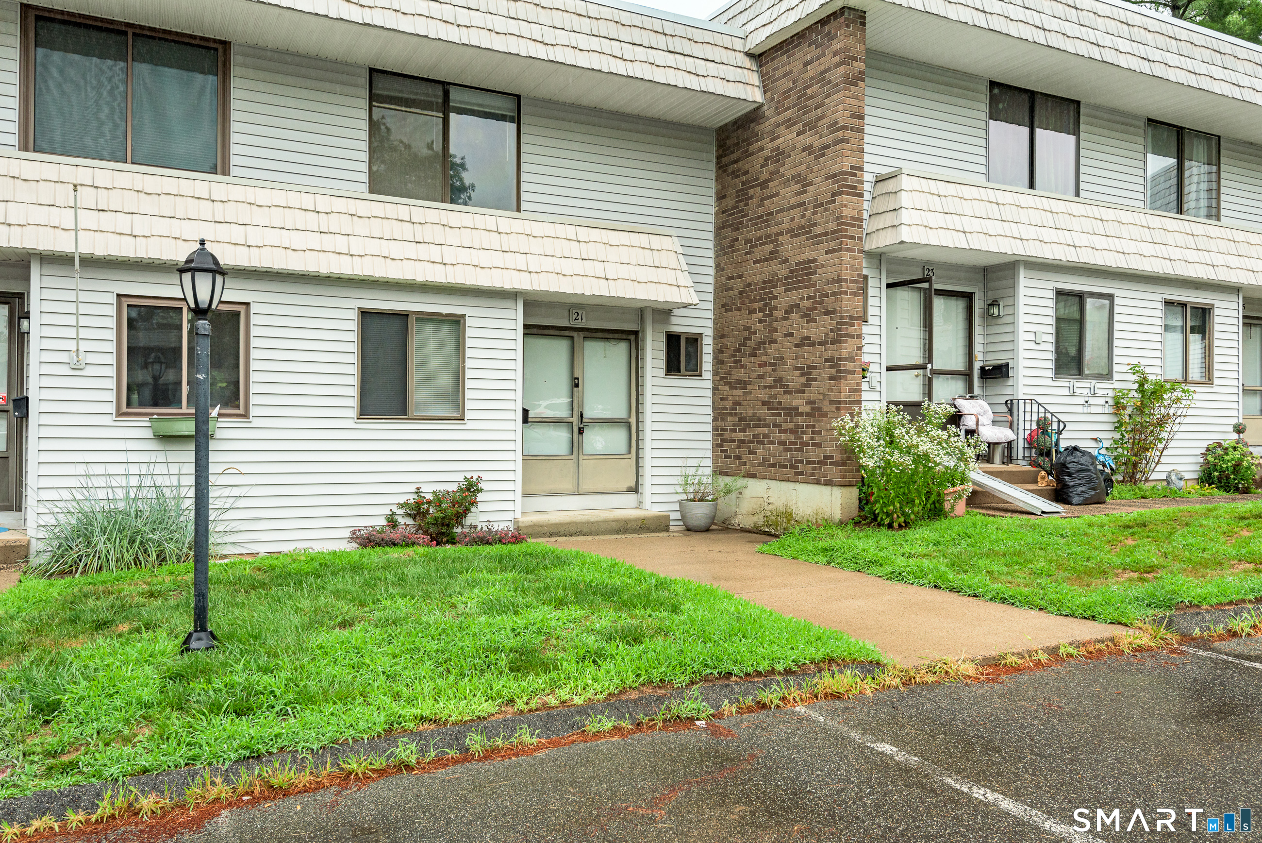 21 Pine Court Cromwell CT 06416