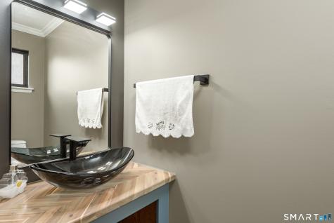 21 Pine Court Cromwell CT 06416