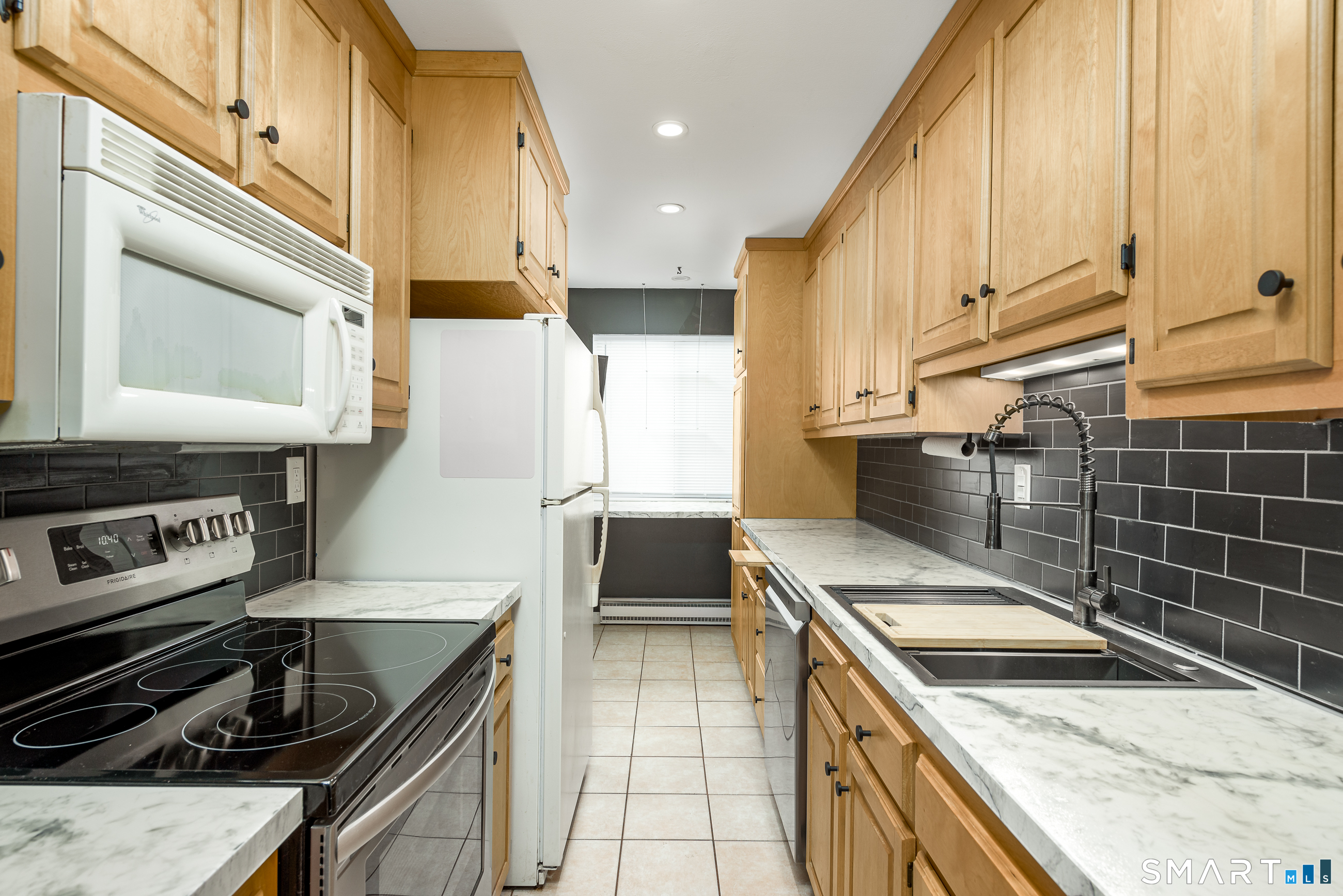 21 Pine Court Cromwell CT 06416