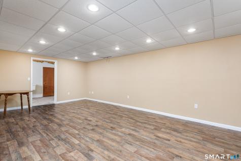 21 Pine Court Cromwell CT 06416
