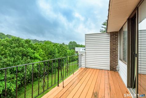 21 Pine Court Cromwell CT 06416