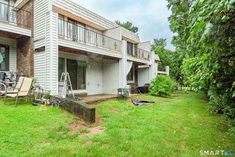 21 Pine Court Cromwell CT 06416