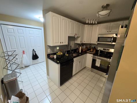 70 Southwick Court Cheshire CT 06410