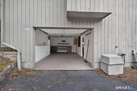 71 Dakota Lane Stratford CT 06614