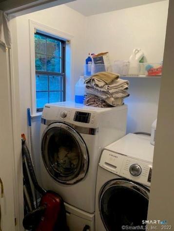 16 Homestead Lane Brookfield CT 06804