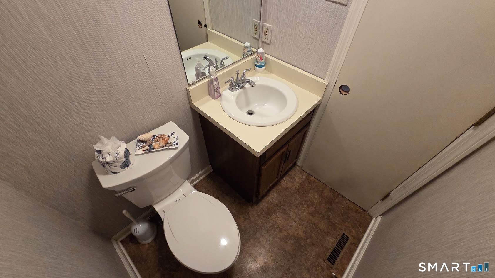 18 Allen Court Meriden CT 06451