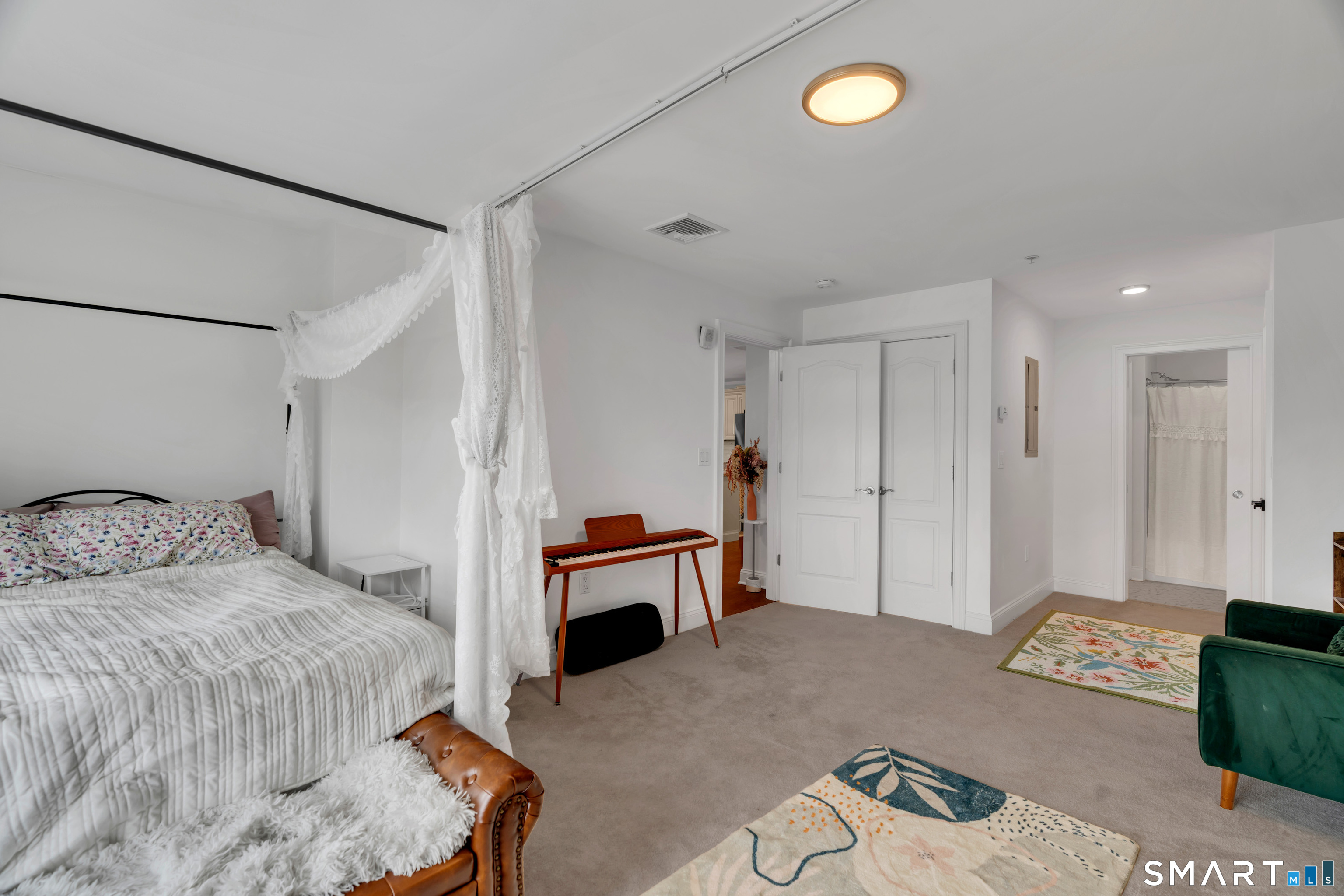 461 Bank Street New London CT 06320