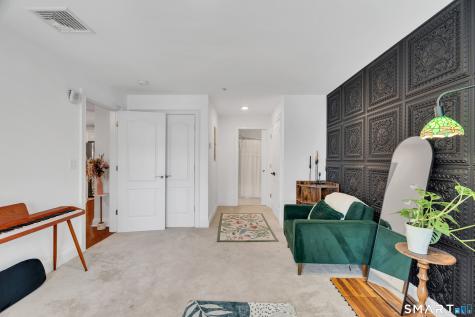 461 Bank Street New London CT 06320